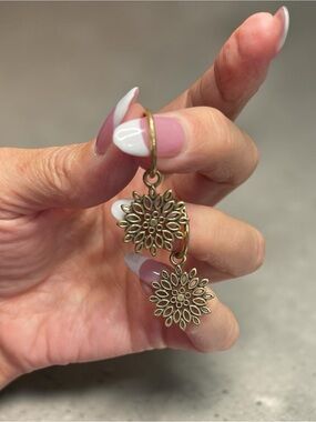 Convertible Gold Tone Floral Filigree Hoop Earrings